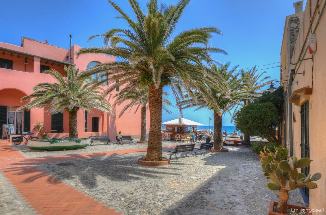 Hotel Arabesque Varigotti Extérieur photo