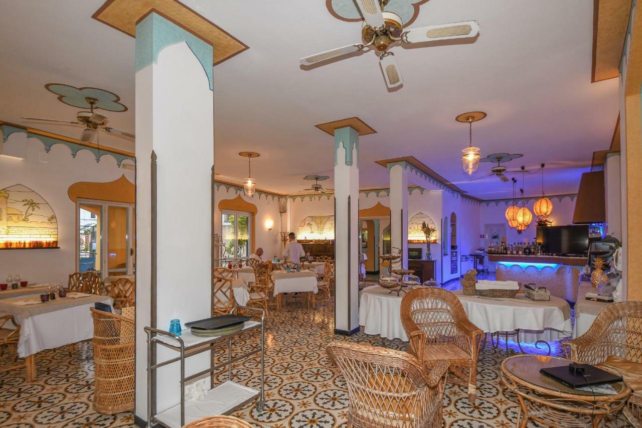 Hotel Arabesque Varigotti Extérieur photo