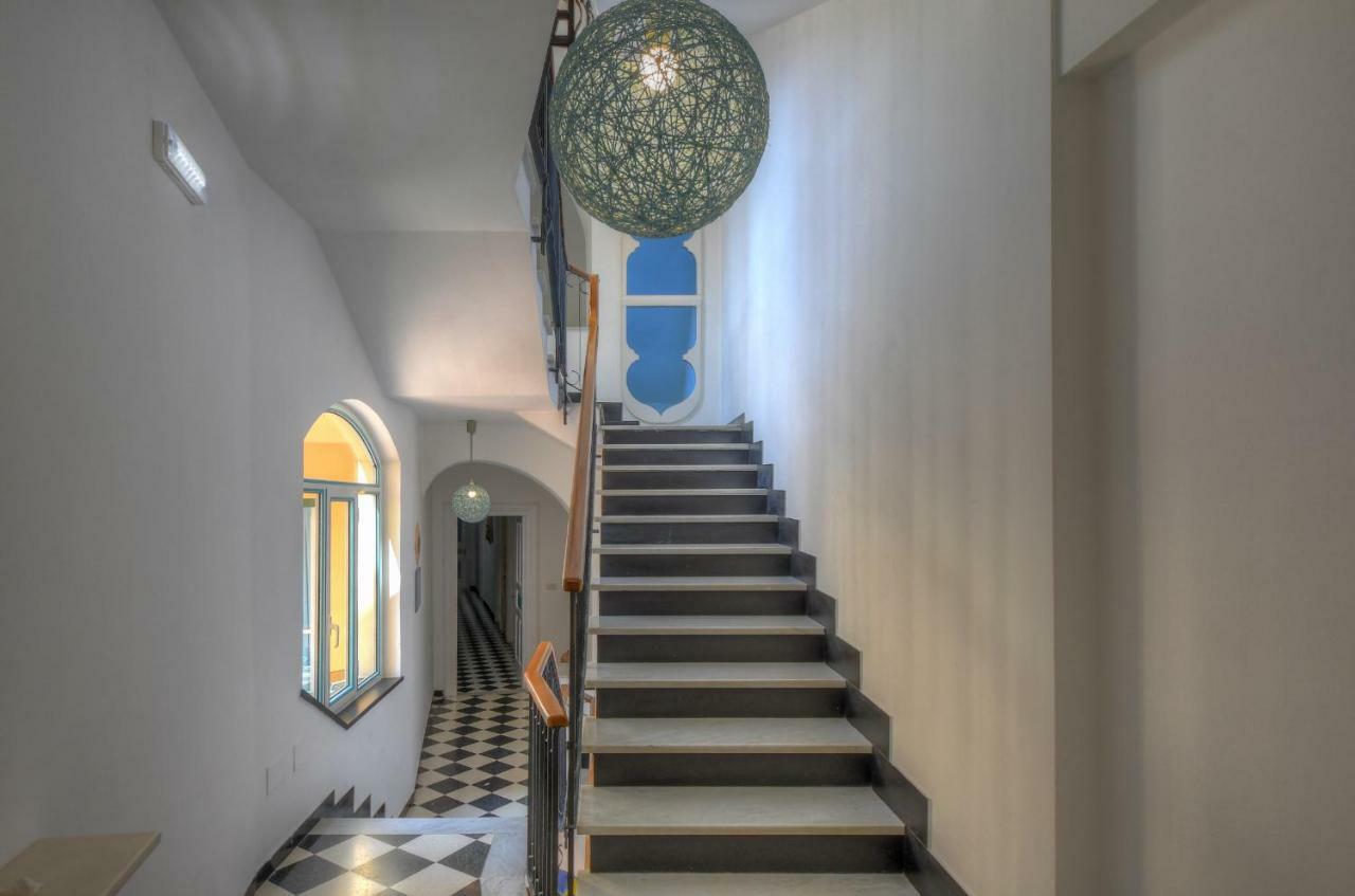 Hotel Arabesque Varigotti Extérieur photo