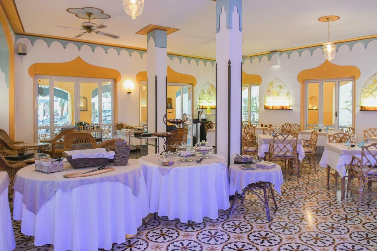 Hotel Arabesque Varigotti Extérieur photo