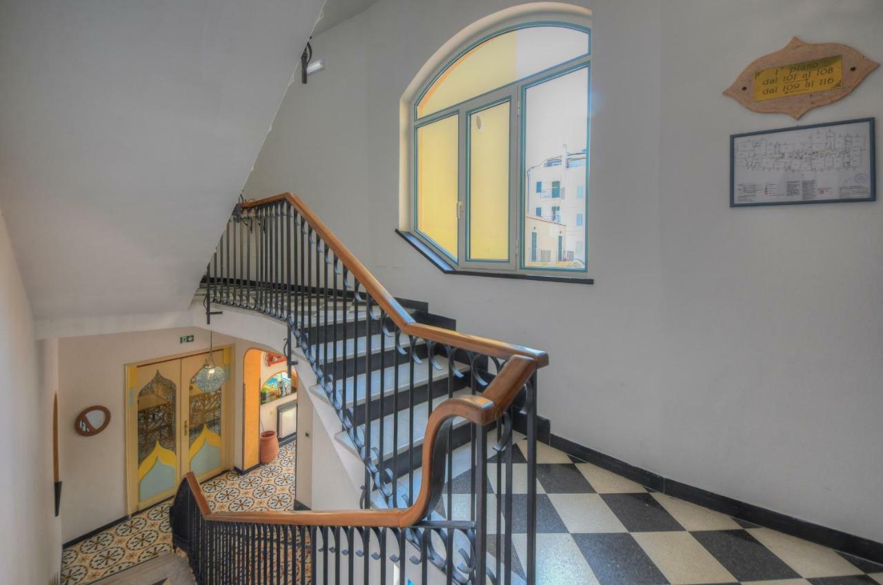 Hotel Arabesque Varigotti Extérieur photo